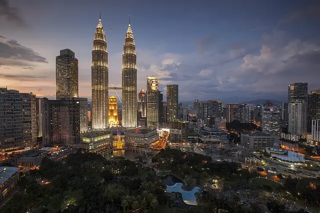 Kenali Yuk 3 Hal Unik tentang Malaysia dan Brunei Darussalam